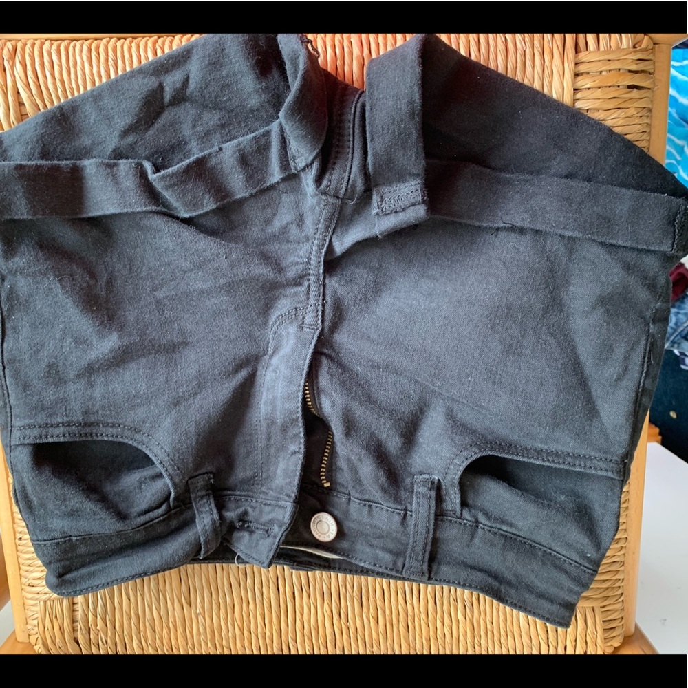 BALCK PACSUN SHORTS